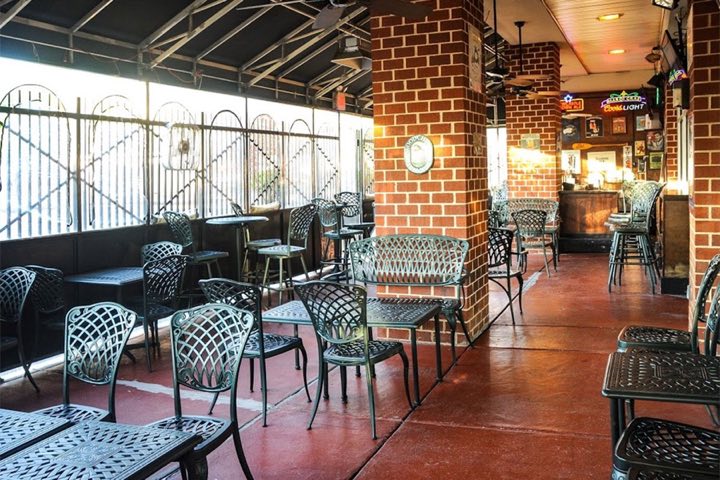 The patio at Molloy's Irish Pub
